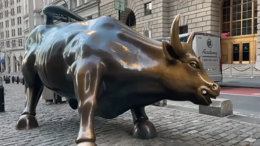 Solo Winter Travel to New York: Best Bagels, Cozy Cafes, and Iconic Views