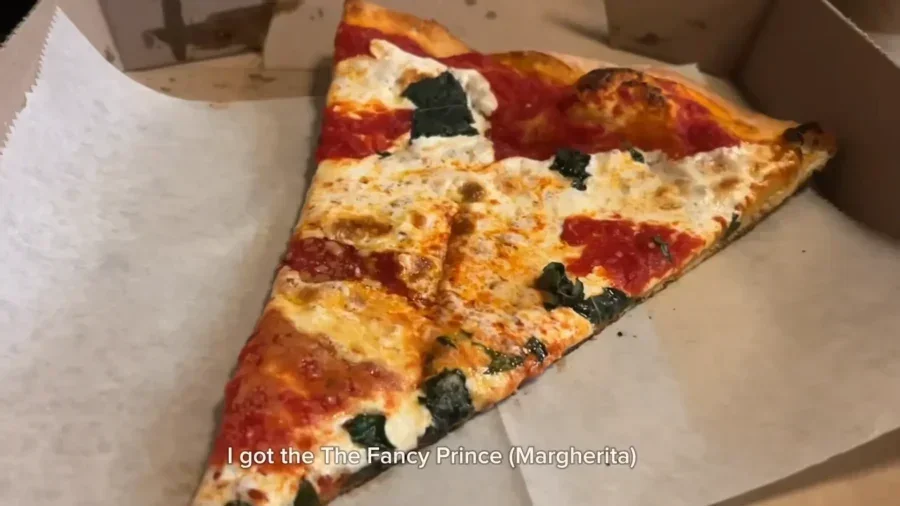 Alone in New York🗽 What I Eat Coffee Hopping Exploring Shopping Cozy Vlog NYC VLOG Ep. 1 19 21 screenshot