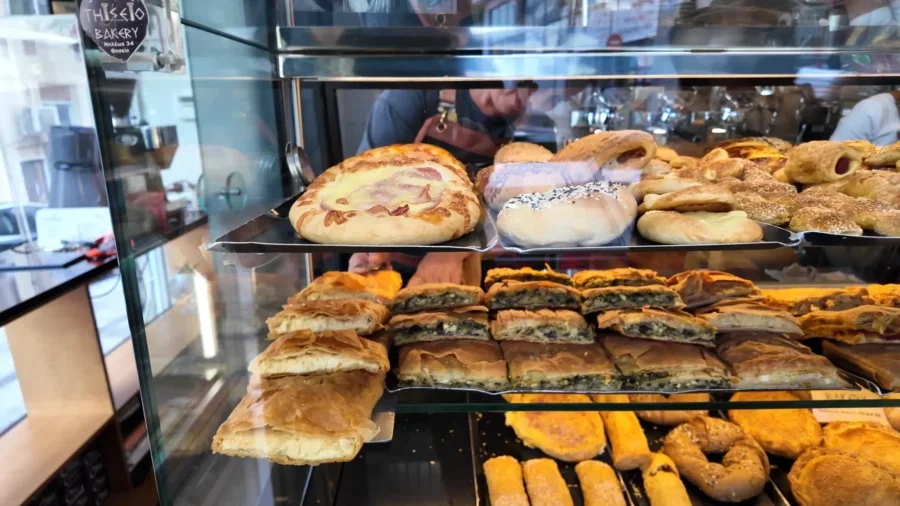 Das beste Essen in Athen und die Top 4 Orte für eine griechische kulinarische Odyssee 6 Athens and Top 4 Spots for a Greek Culinary Odyssey 17