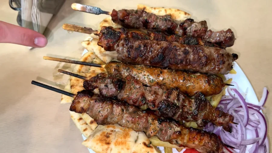 Das beste Essen in Athen und die Top 4 Orte für eine griechische kulinarische Odyssee 8 Athens and Top 4 Spots for a Greek Culinary Odyssey 19