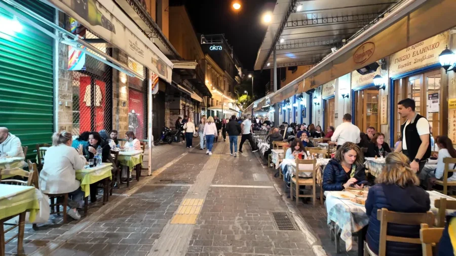 Das beste Essen in Athen und die Top 4 Orte für eine griechische kulinarische Odyssee 15 Athens and Top 4 Spots for a Greek Culinary Odyssey 7