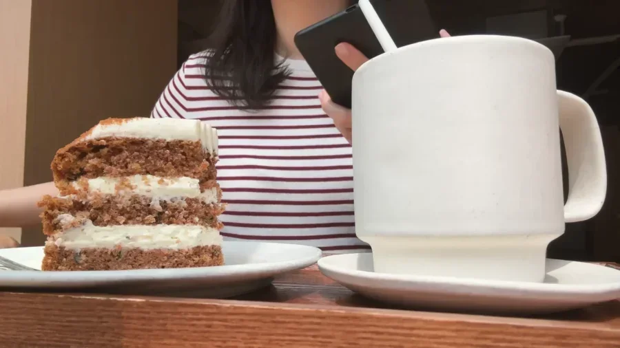 Life in Seoul Coffee shops Pop Up stores Rainy day Vintage Flea Market Korea VLOG 4 4 screenshot 1