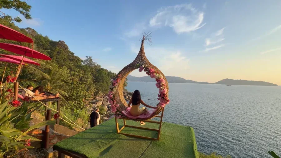 Phukets Most Beautiful Cafe Viewpoint 🌅 Coffee with a Million Dollar View 0 53 screenshot 1