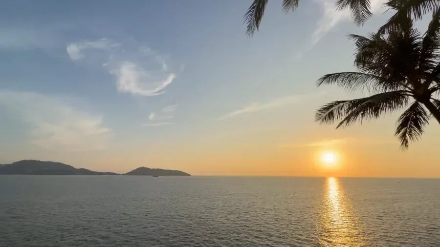 Phukets Most Beautiful Cafe Viewpoint 🌅 Coffee with a Million Dollar View 2 23 screenshot