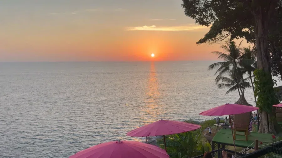 Phukets Most Beautiful Cafe Viewpoint 🌅 Coffee with a Million Dollar View 3 40 screenshot