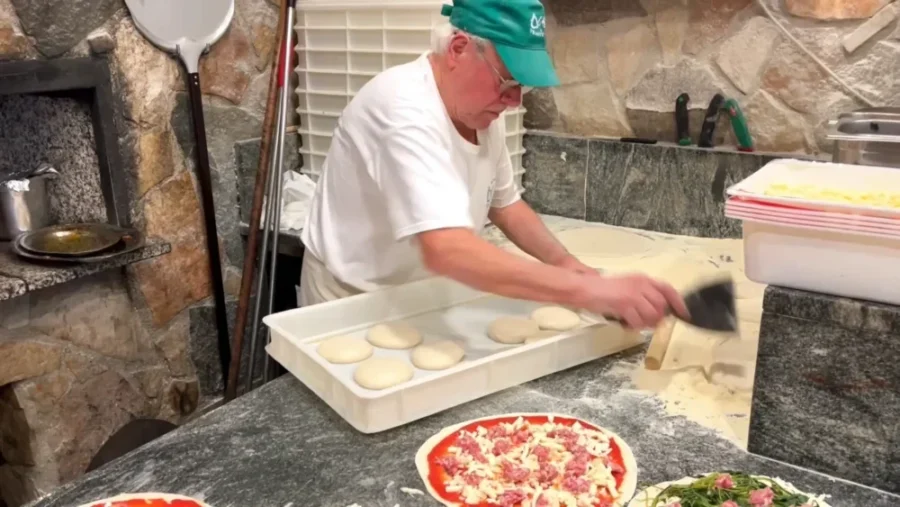 Pizza de Roma: Te Garantizamos que Tendrás una Experiencia Religiosa con Estos 5 Mejores Lugares 4 Rome Pizza You Are Guaranteed to Have a Religious Experience with These Top 5 Spots 27