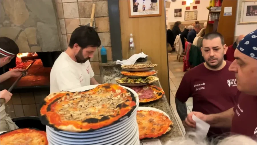 Pizza de Roma: Te Garantizamos que Tendrás una Experiencia Religiosa con Estos 5 Mejores Lugares 9 Rome Pizza You Are Guaranteed to Have a Religious Experience with These Top 5 Spots 3