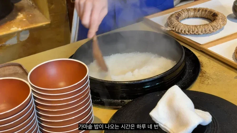 Seoul Travel Winter Delicacies Hip Spots from Yongsan to Noryangjin 17