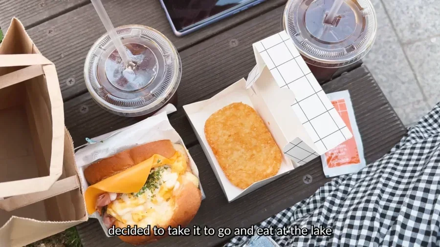 TOP 10 Best Cherry Blossom Spots in Seoul 🌸 Aesthetic cafes Hangang picnic Spring in Seoul VLOG 3 45 screenshot