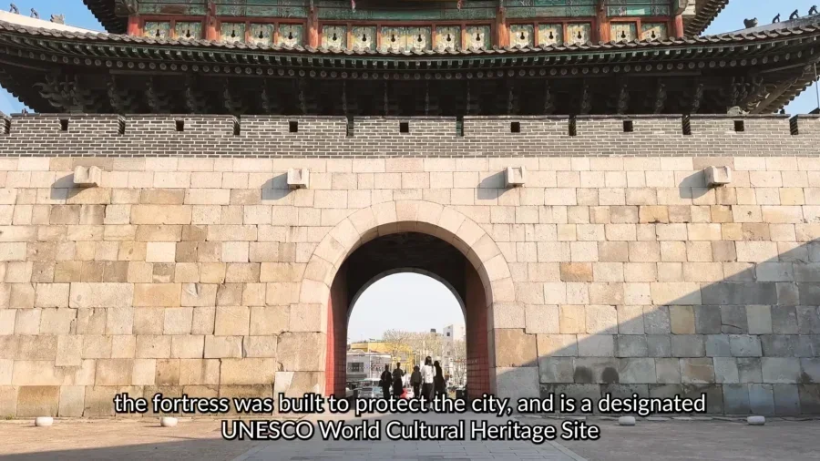 TOP 10 Best Cherry Blossom Spots in Seoul 🌸 Aesthetic cafes Hangang picnic Spring in Seoul VLOG 38 9 screenshot