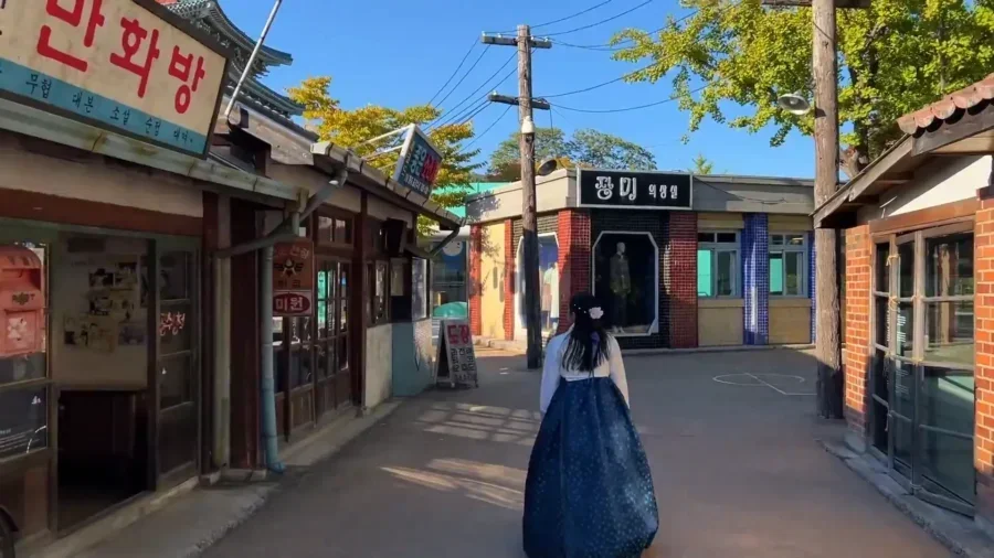 景福宮指南:訪問首爾皇家心臟的提示(交通、入場及住宿) 25 We Visited Seouls INCREDIBLE Palace Gyeongbokgung 경복궁 Tour Guide 7 42 screenshot