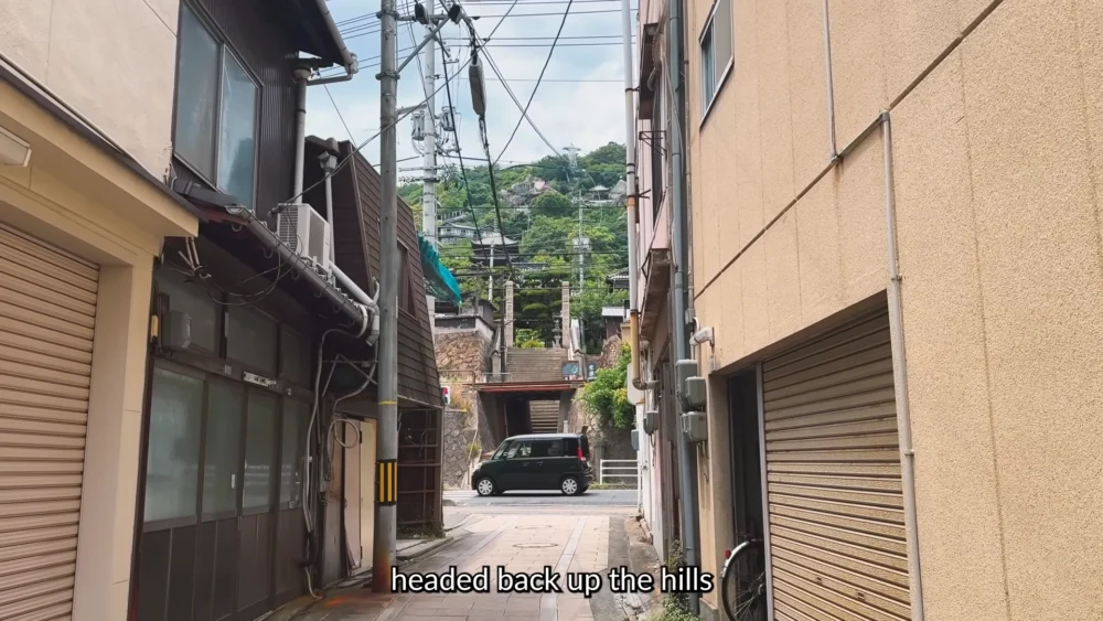 onomichi japan retro old town ropeway rides temple 55436