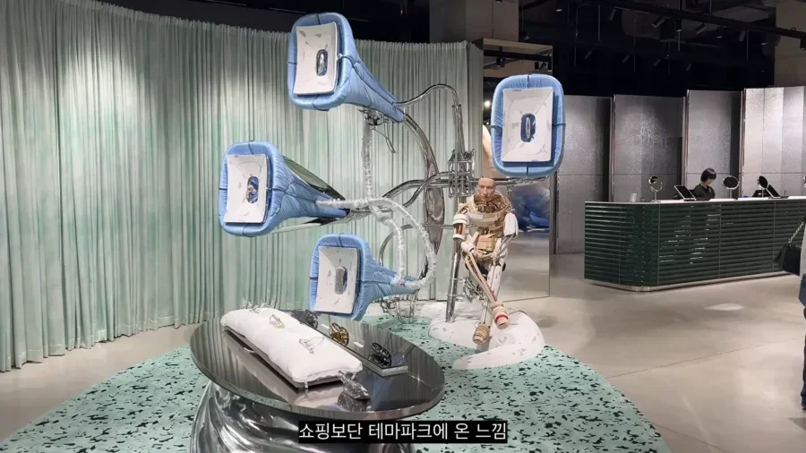 성수동 한바퀴 연무장길과 서울숲 신상 편집샵과 카페 젠틀 몬스터 신사옥 하우스 노웨어 챔프커피 피자 슬라이스 마일스톤 커피 내러티브 오브젝트 14 35 screenshot