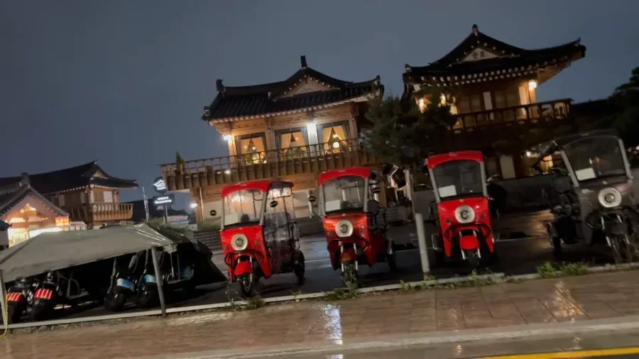 📍Gyeongju Korea Travel Guide 12 Things To Do Itineraries Cheomseongdae Bulguksa Gyeongju World 1 11 screenshot 1