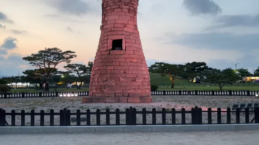 📍Gyeongju Korea Travel Guide 12 Things To Do Itineraries Cheomseongdae Bulguksa Gyeongju World 1 51 screenshot