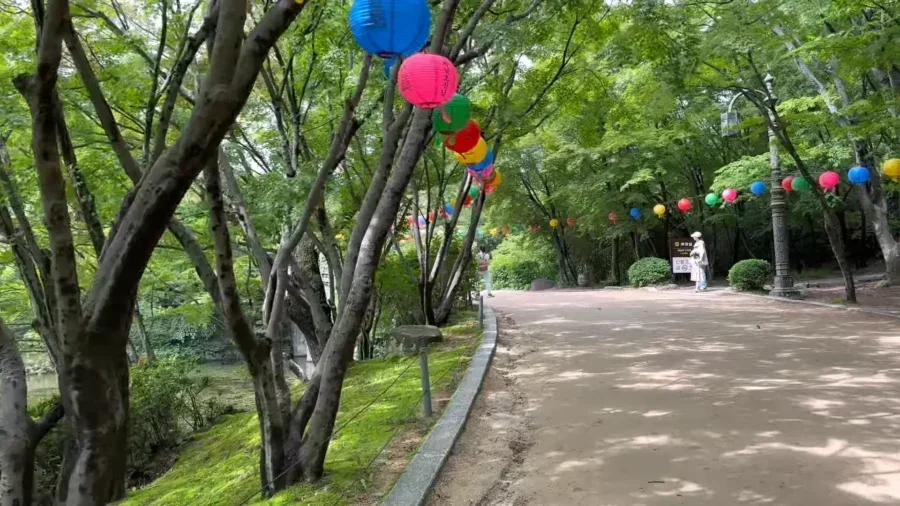 📍Gyeongju Korea Travel Guide 12 Things To Do Itineraries Cheomseongdae Bulguksa Gyeongju World 3 36 screenshot